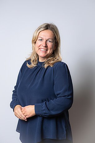  Dr. Kerstin Hribernigg 